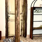 Il Vecchio Cortile Apartment *