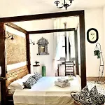 Il Vecchio Cortile Apartment *