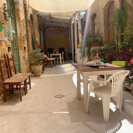 Il Vecchio Cortile *