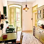 Il Vecchio Cortile Apartment *