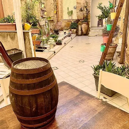 Апартаменты Il Vecchio Cortile Агридженто